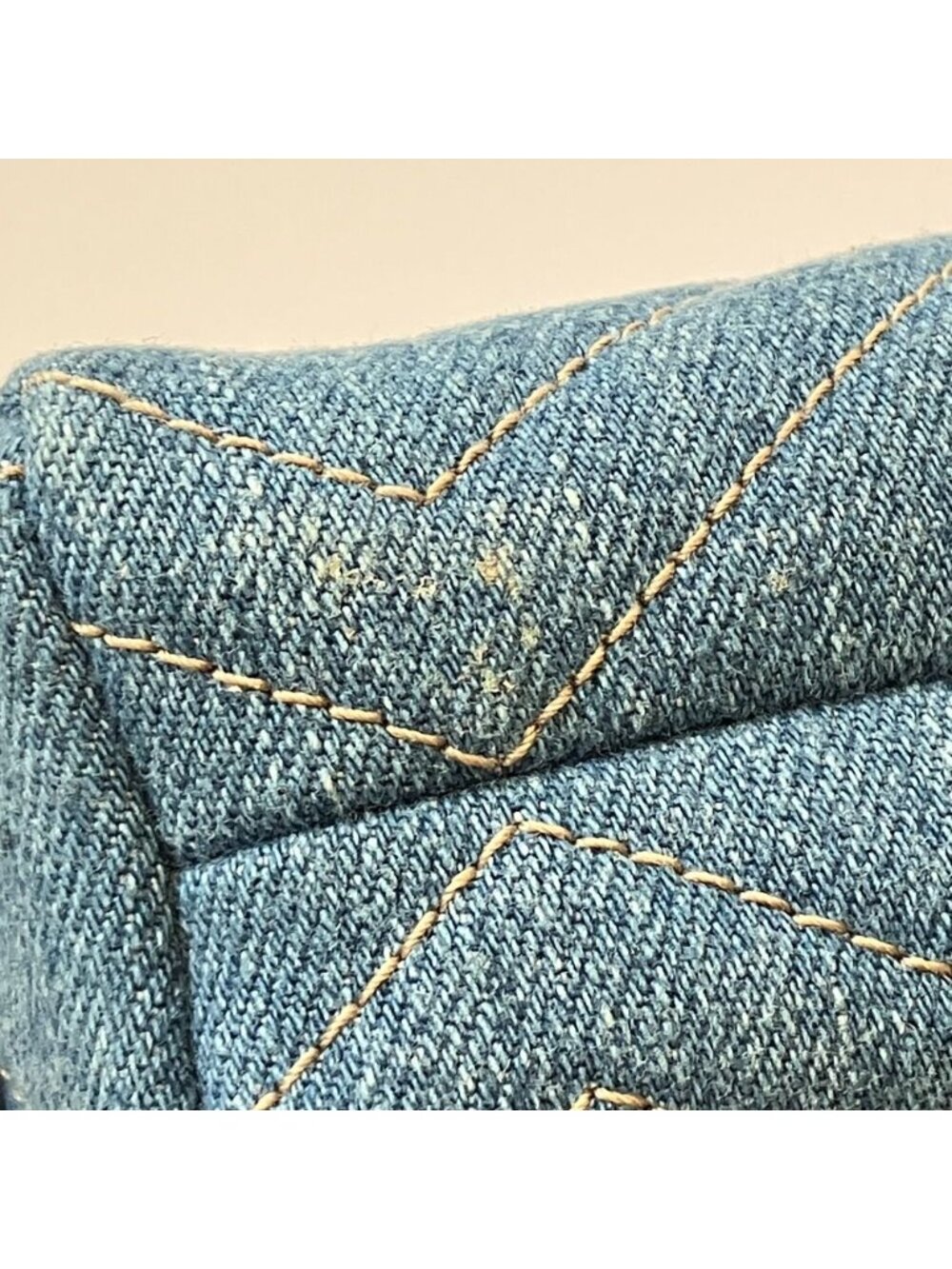 Gucci GG Marmont Denim Makeup Pouch Blue Pre Owned - Picture 13 of 13